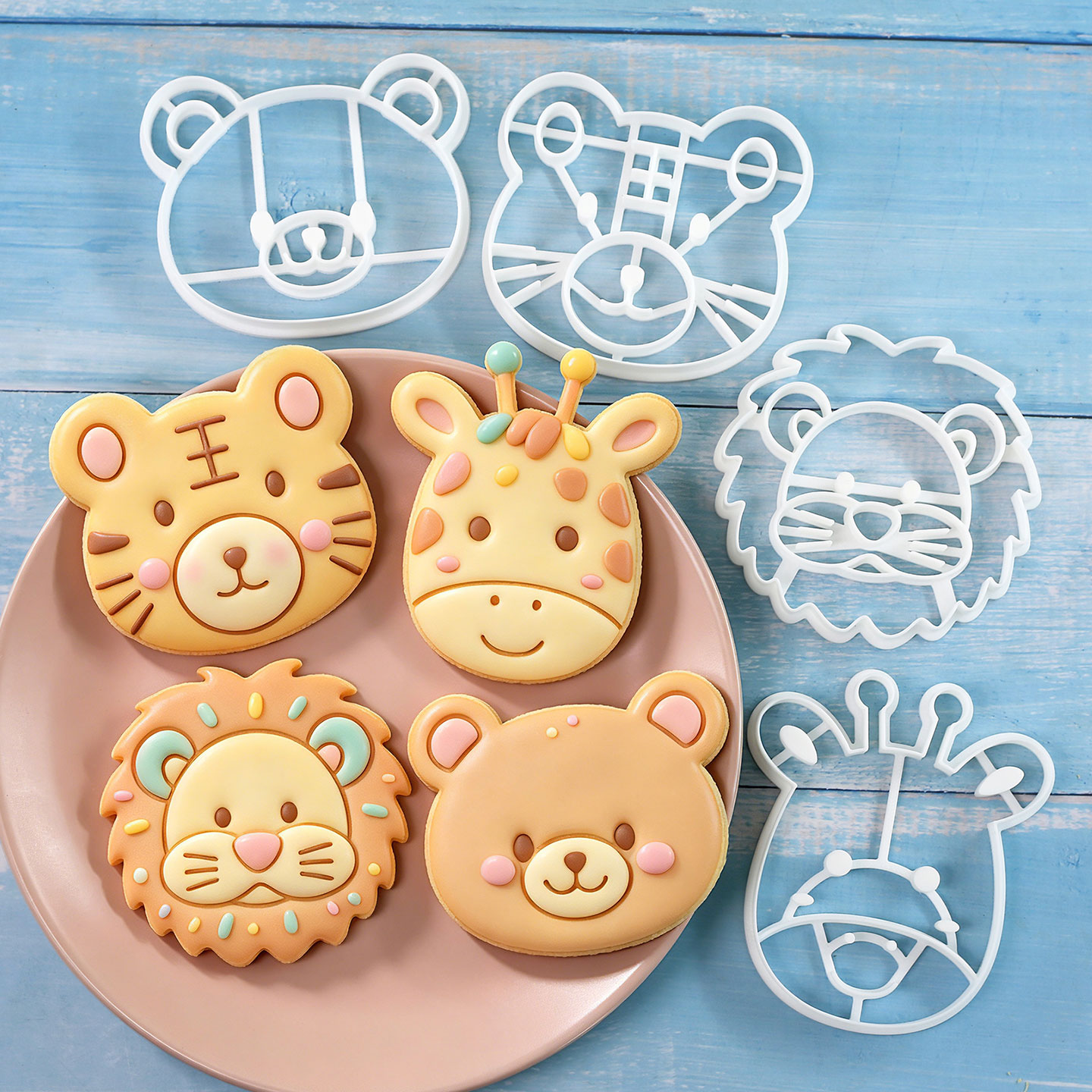 Kitchen Appliances For Baking - 4個入り動物型クッキーカッターセット 3Dキュートなライオン、トラ、キリン、クマのベーキングツール 製菓用具 ケーキ、パイ、カップケーキ用 家庭用キッチン用品