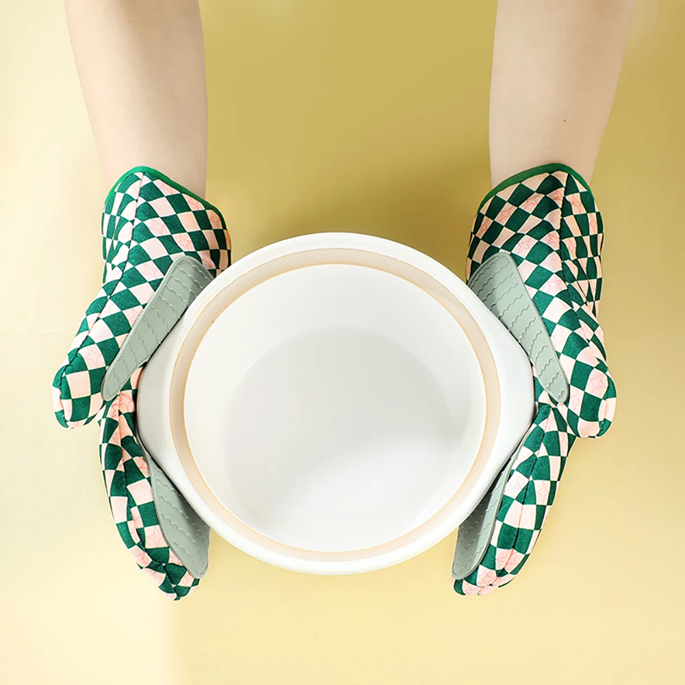 シリコンオーブンミット 耐熱性 厚手 滑り止め キッチン用手 - Kitchen Baking Gloves のレビューと価格