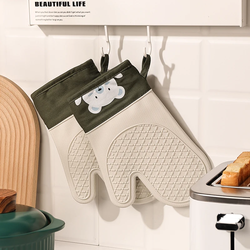 シリコン断熱手袋 厚手、滑り止め、高温オーブン用手袋 ベーキ - Kitchen Baking Gloves のレビューと価格